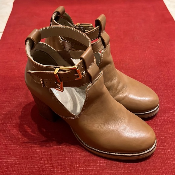 SEYCHELLES Double Ankle Strap High Heel Leather Booties 7.5 - Picture 2 of 7